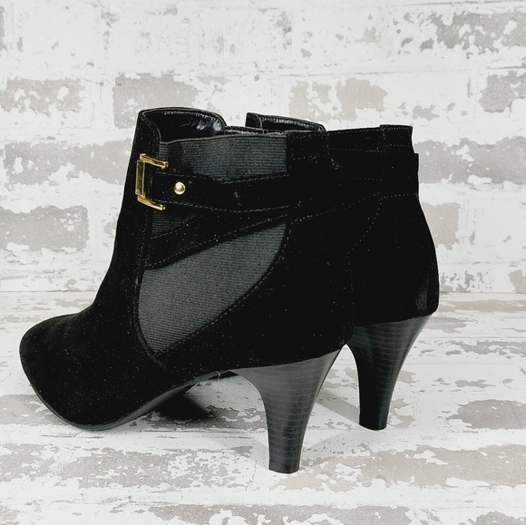 Karen Scott Majar Black Fabric Heeled Ankle Boot Booties T219 - Picture 3 of 9